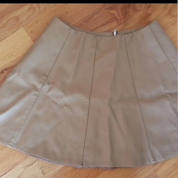 Forever21 leather skirt - Picture 2 of 7